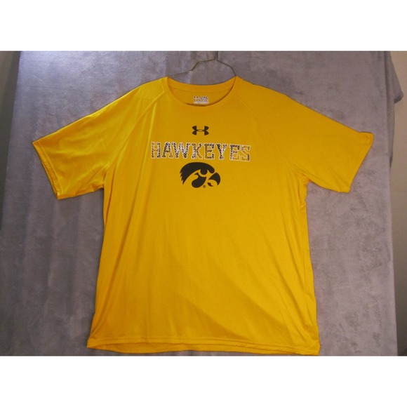 Under Armour Other - Under Armour Iowa Hawkeyes Mens 2XL Yellow HeatGear Loose Fit Graphic T-Shirt